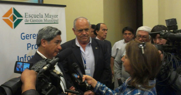 Capacitarán a nuevas autoridades municipales en gestión municipal
