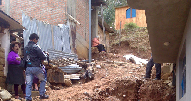 Moradores reubicados de Pumacayán exigen saneamiento y electrificación