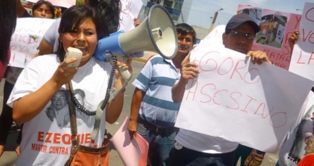 Fiorela Nolasco protestó llorando por liberación de exalcalde del Santa