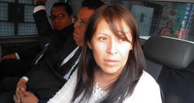 Exprocuradora de "La centralita" responde a tuit de Martín Belaunde