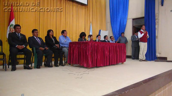 Alcalde de Huaylas presentó a trabajadores al nuevo equipo de regidores