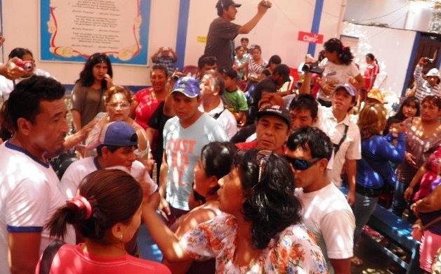 Militantes de Puro Áncash se enfrentan a golpes y se acusan de aprovechamiento