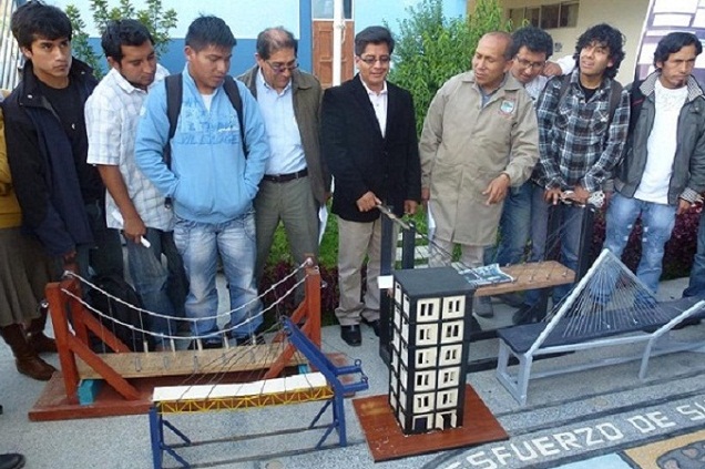 Alumnos de Ingeniería Civil de la Unasam participaron en concurso de investigación formativa