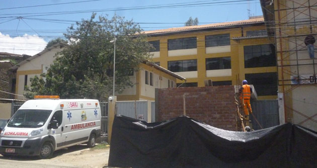 Carlos Segovia se va de vacaciones y pretende cobrar 40 mil soles como Director Regional de Salud