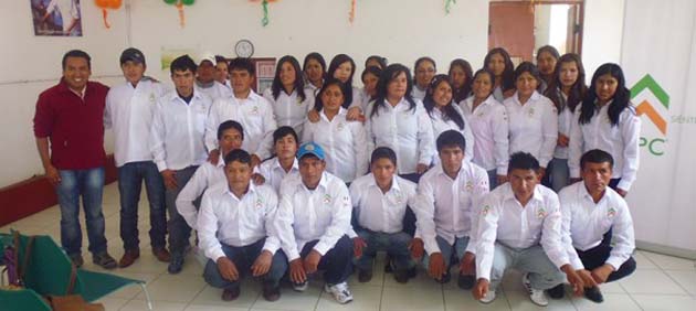 San Marcos: jóvenes reciben capacitación en empresarial de alimentación y hotelería