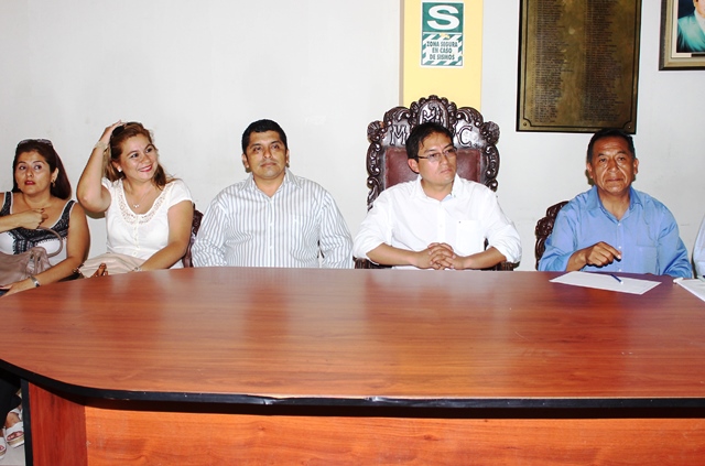 Piden a presidente regional de Áncash atender problemática de Casma