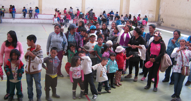 Más de 150 niños se benefician con importante acción cívica organizado por la DEMUNA Huaraz