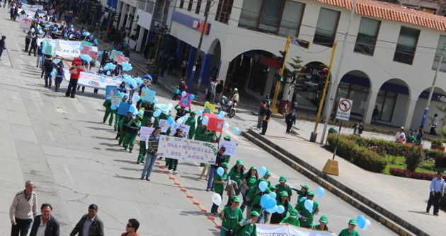 Escolares participaron en pasacalle por el Día Mundial del Agua