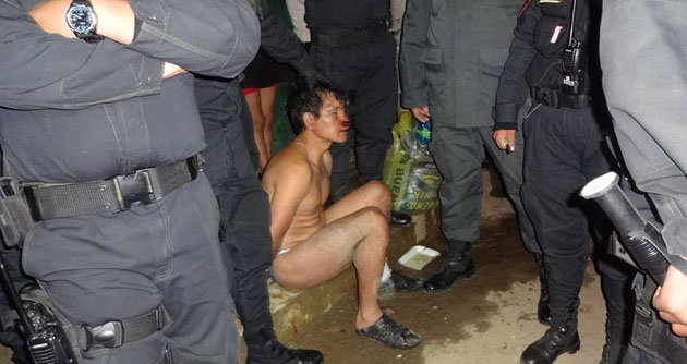 Moradores capturan a presunto ladrón y los desnudan ante robos constantes en Independencia