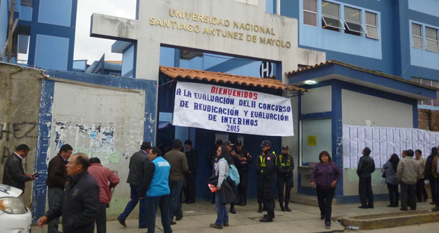 Más de 4 mil docentes rinden evaluación de para ascenso de nivel magisterial en Ancash