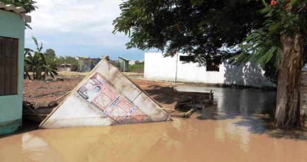 Ugel Casma suspende clases en cuatro colegios ante inundaciones