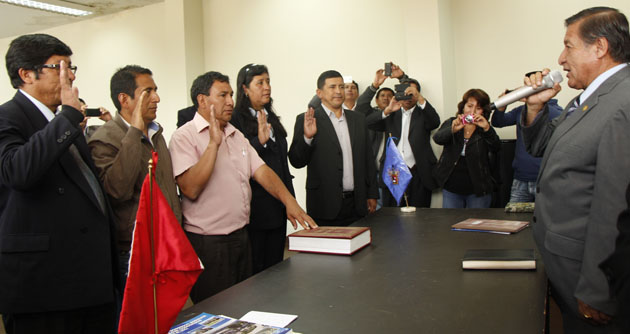 Junta directiva de la asociación de alcaldes distritales de Huaraz juramentaron ante el alcalde provincial