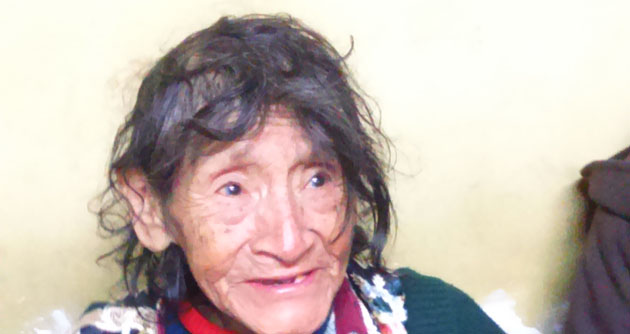 Hallan una anciana extraviada que sufre de lagunas mentales