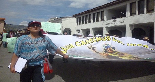 Pobladores del asentamiento humano Caminos del Inca protestaron contra funcionarios de Chinecas