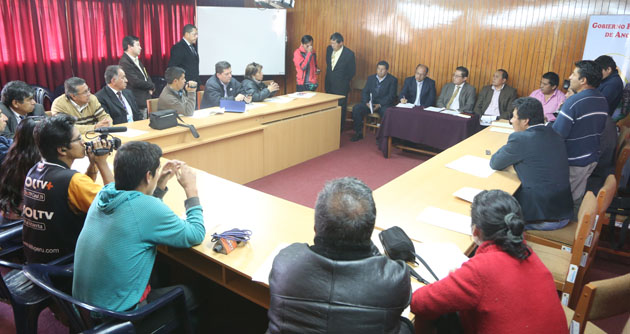 Autoridades regionales aclaran cuestionamientos sobre construcción del materno-infantil