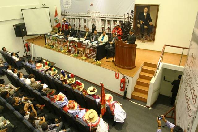 Vigésimo primer encuentro de escritores y poetas ancashinos se realizó hoy en Congreso de la Republica