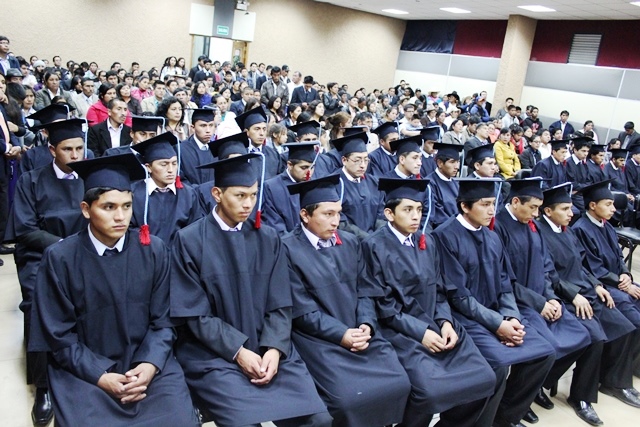 Áncash: Se gradúa primera promoción de jóvenes beneficiarios de Beca 18
