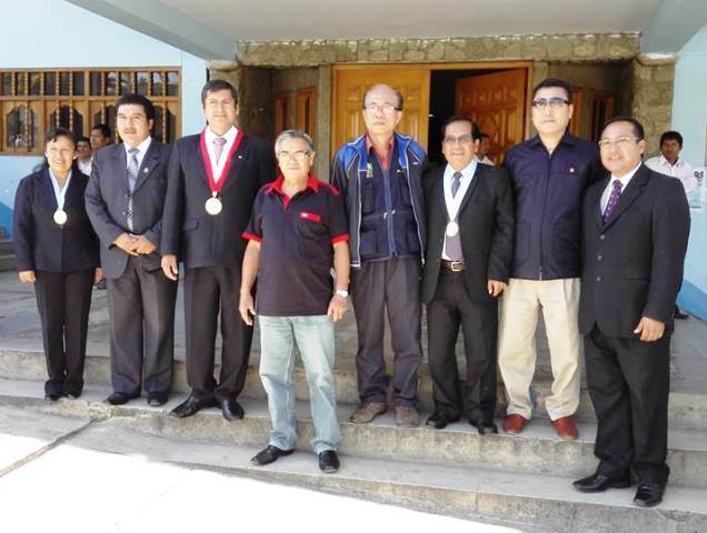 Médicos coreanos reciben reconocimiento de municipalidad de Yungay