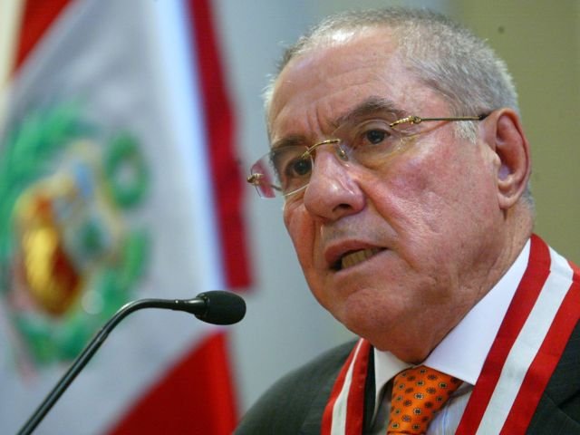 Comisión Áncash: Juez Villa Stein será citado de grado o fuerza ante reiteradas inasistencias a convocatorias