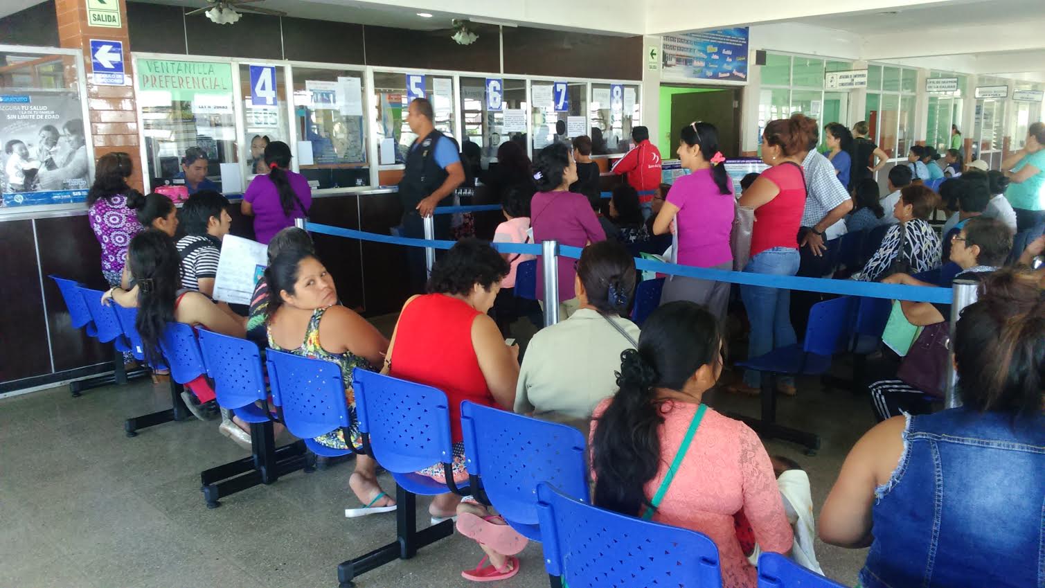 Nuevo Chimbote: Hospital Regional instala nuevas sillas y circuito cerrado