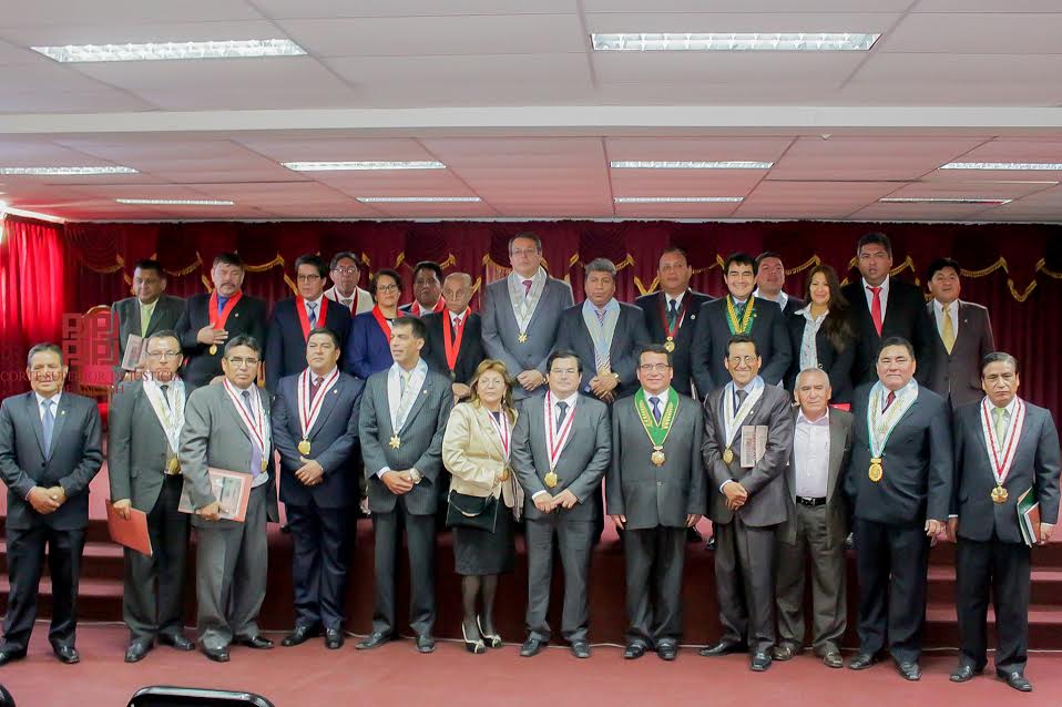 Huaraz: Corte de Áncash entregó reconocimientos a decanos de colegios de abogados