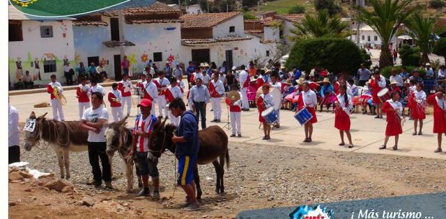 Huaylas: celebran festividad del Señor de la Exaltación en centro poblado