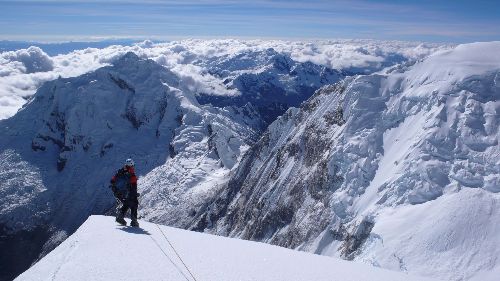 Perforarán el hielo glaciar del nevado Huascarán hasta llegar a la roca madre