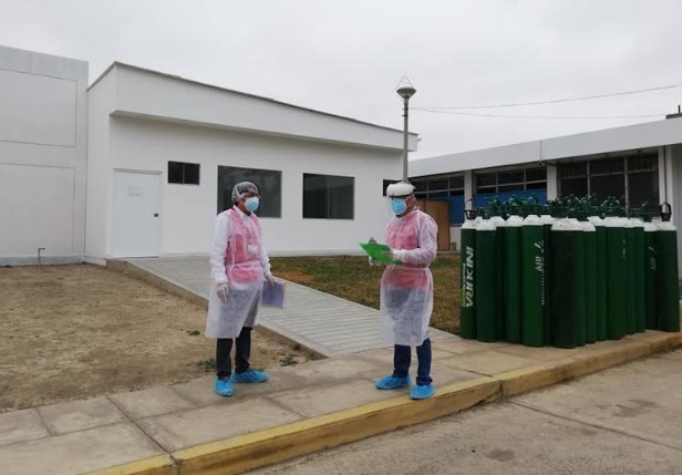 Contraloría alerta que Gobierno Regional de Áncash adquirió 300 balones de oxígeno medicinal reutilizados y adulterados   