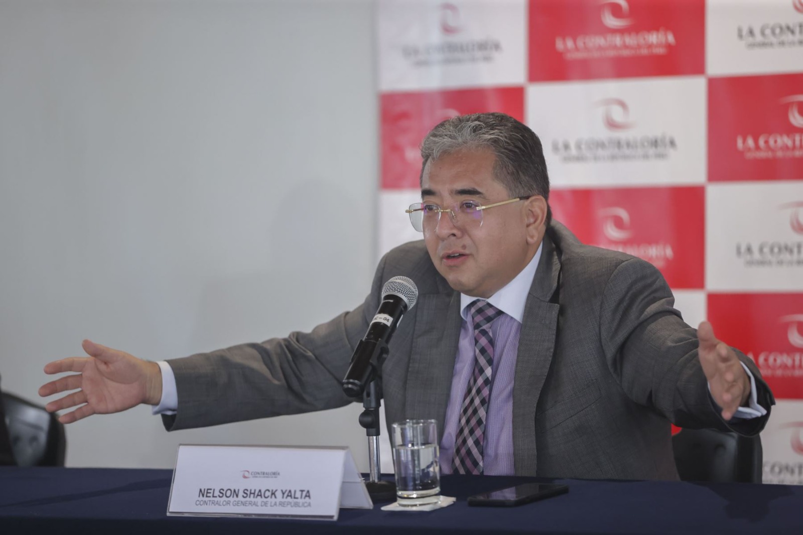 Plantean que Contraloría tenga una procuraduría especializada en control gubernamental