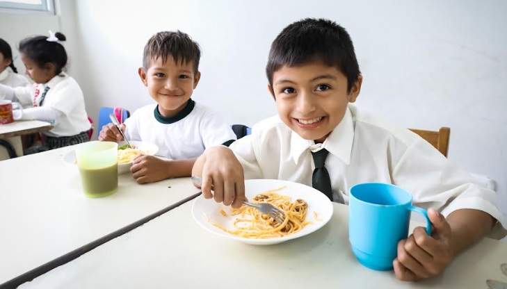 El 96.9 % de instituciones educativas a nivel nacional ha recibido alimentos para programa escolar
