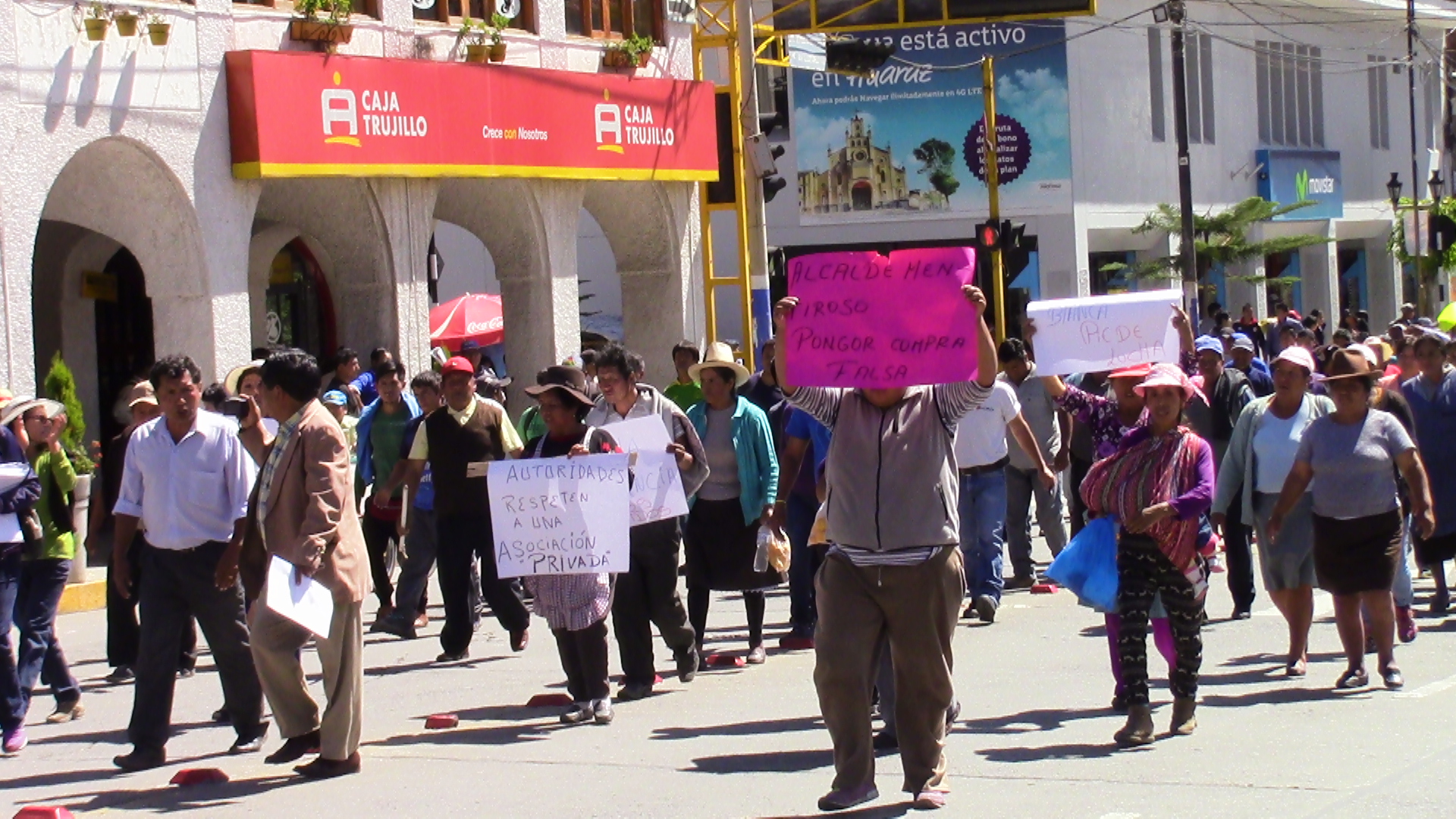 Un grupo de comerciantes de mercado Challhua demandaron no ser desalojados