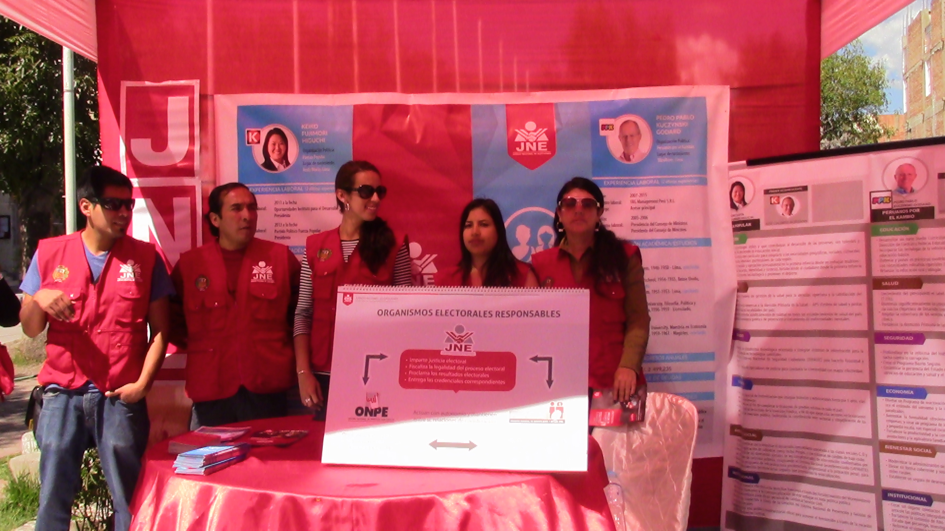 JEE Huaraz realizó feria informativa sobre las elecciones de segunda vuelta