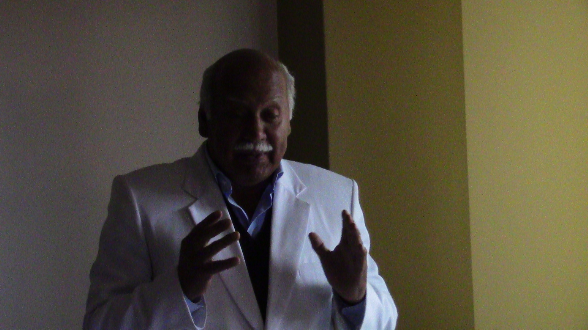 Director regional de Salud de Áncash responde sobre cuestionamientos de su gestión