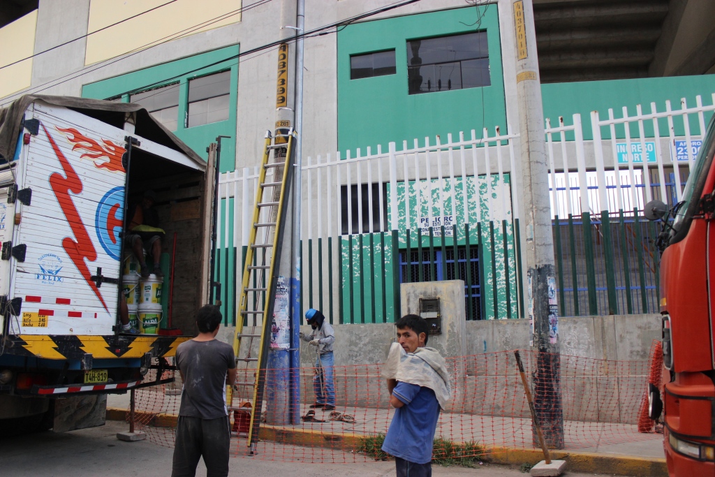 Choque de camión contra poste fue causante de apagón parcial en Huaraz