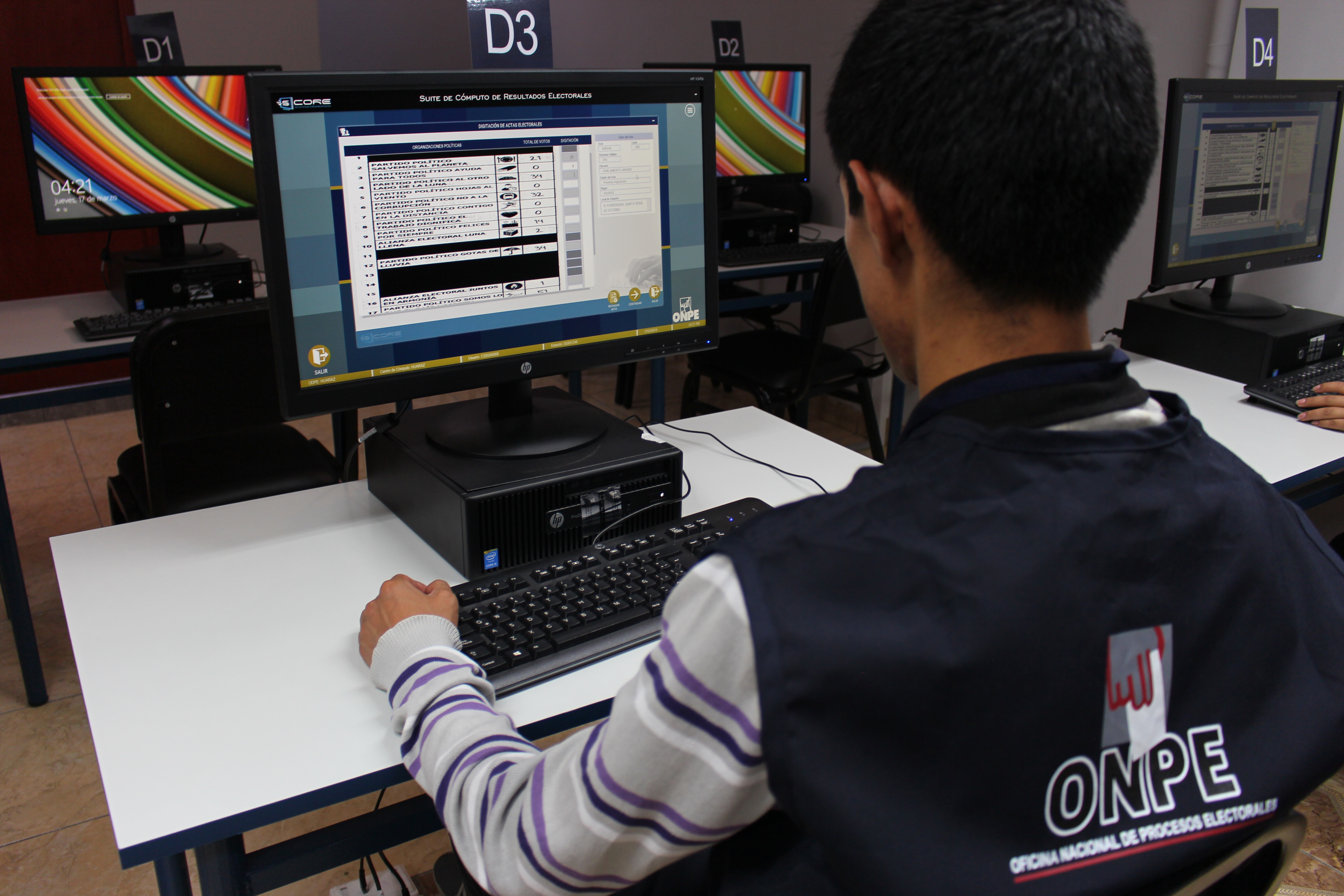 En 4 distritos y 36 centros poblados se utilizará sistema de escrutinio automatizado en elecciones 2016