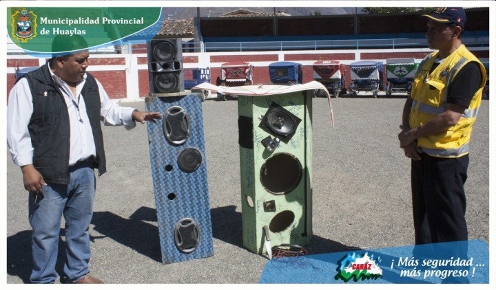 Huaylas: Incautan  cuchillos y parlantes a mototaxistas en Caraz