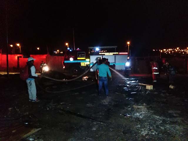 Huarmey: incendio deja cuatro familias damnificadas 