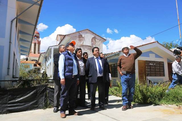 Autoridades regionales de Ancash verificaron estado de colegio La Libertad