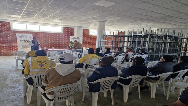 Inspectores y transportistas de Recuay reciben capacitación para mejorar atención y servicio a la población