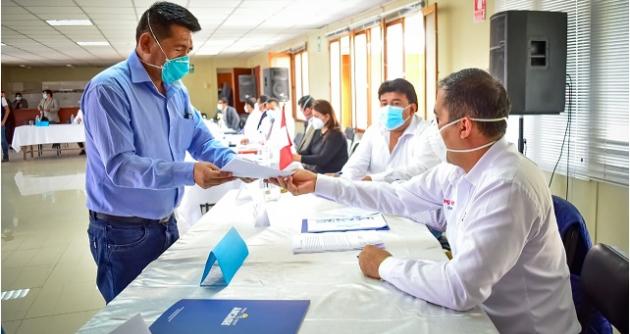 Anuncian inversión de más de 10 millones de soles para ampliar y equipar nueve hospitales de Áncash