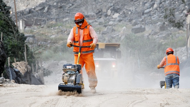 Áncash: mantenimiento periódico en vías vecinales de esta región tiene avance de 99.5%