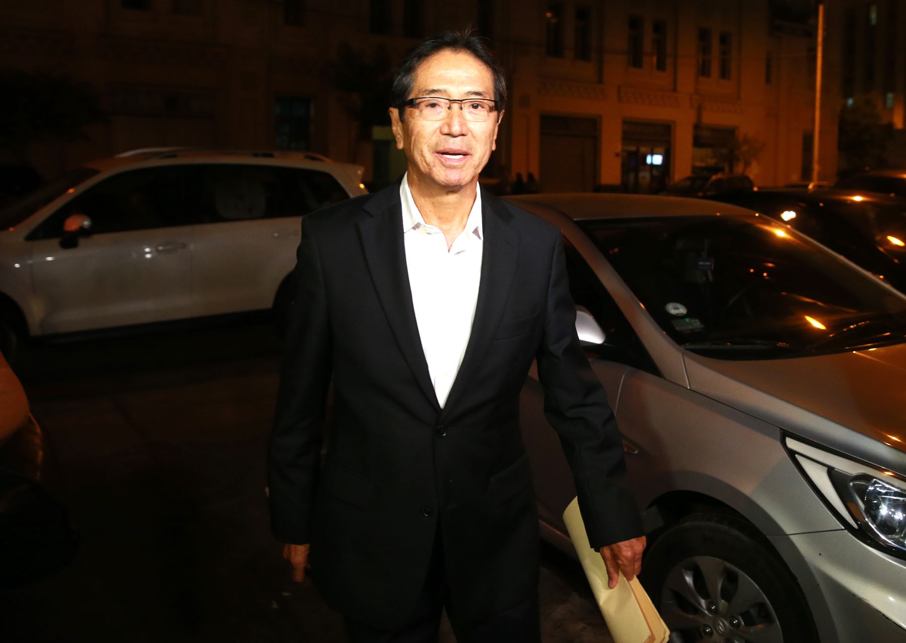 Jaime Yoshiyama arribó anoche a Lima para cumplir prisión preventiva