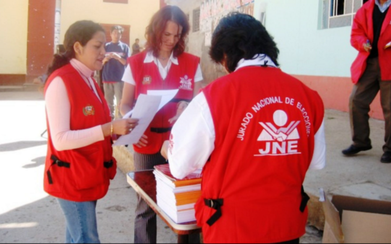 Fiscalizadores del JNE fiscalizan violación a ley electoral 