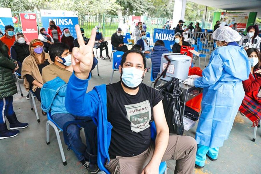 Variante delta: características, por qué contagia más y quiénes deben temerle 