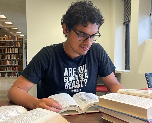 Cuáles son las universidades top del mundo que participarán en la feria virtual de posgrado  