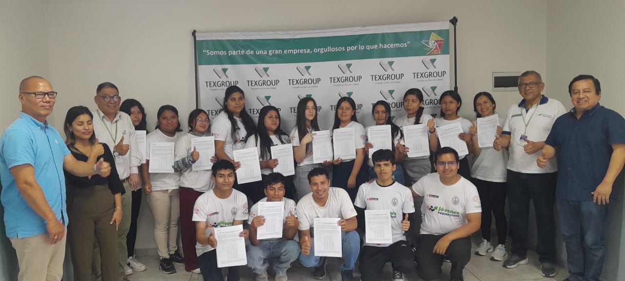 Un total de 170 jóvenes capacitados por el MTPE firmaron contratos de trabajo