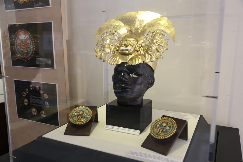 Presentan muestra temporal “Réplicas de ornamentos y joyas de las culturas prehispánicas del Perú”