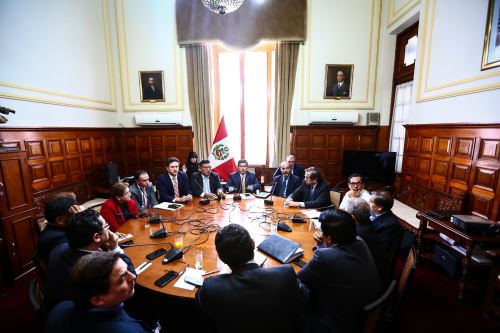 Junta de Portavoces del Congreso pide renuncia de PPK e iniciará desafuero de 5 congresistas