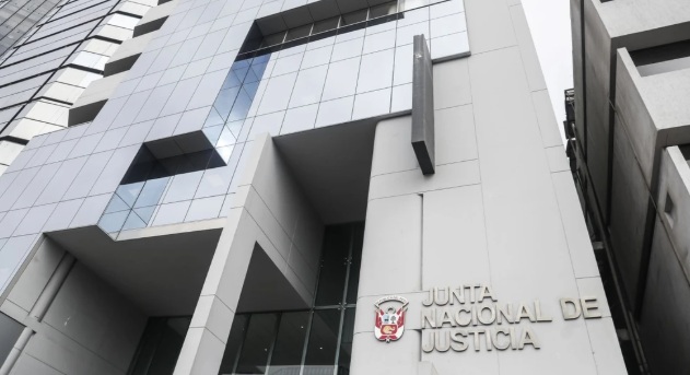 JNJ abrió investigación preliminar a fiscal de la Nación tras denuncia de Juan José Santiváñez