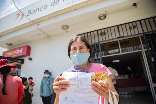 “Juntos” realiza tarjetización a más de 9 mil usuarias en Áncash